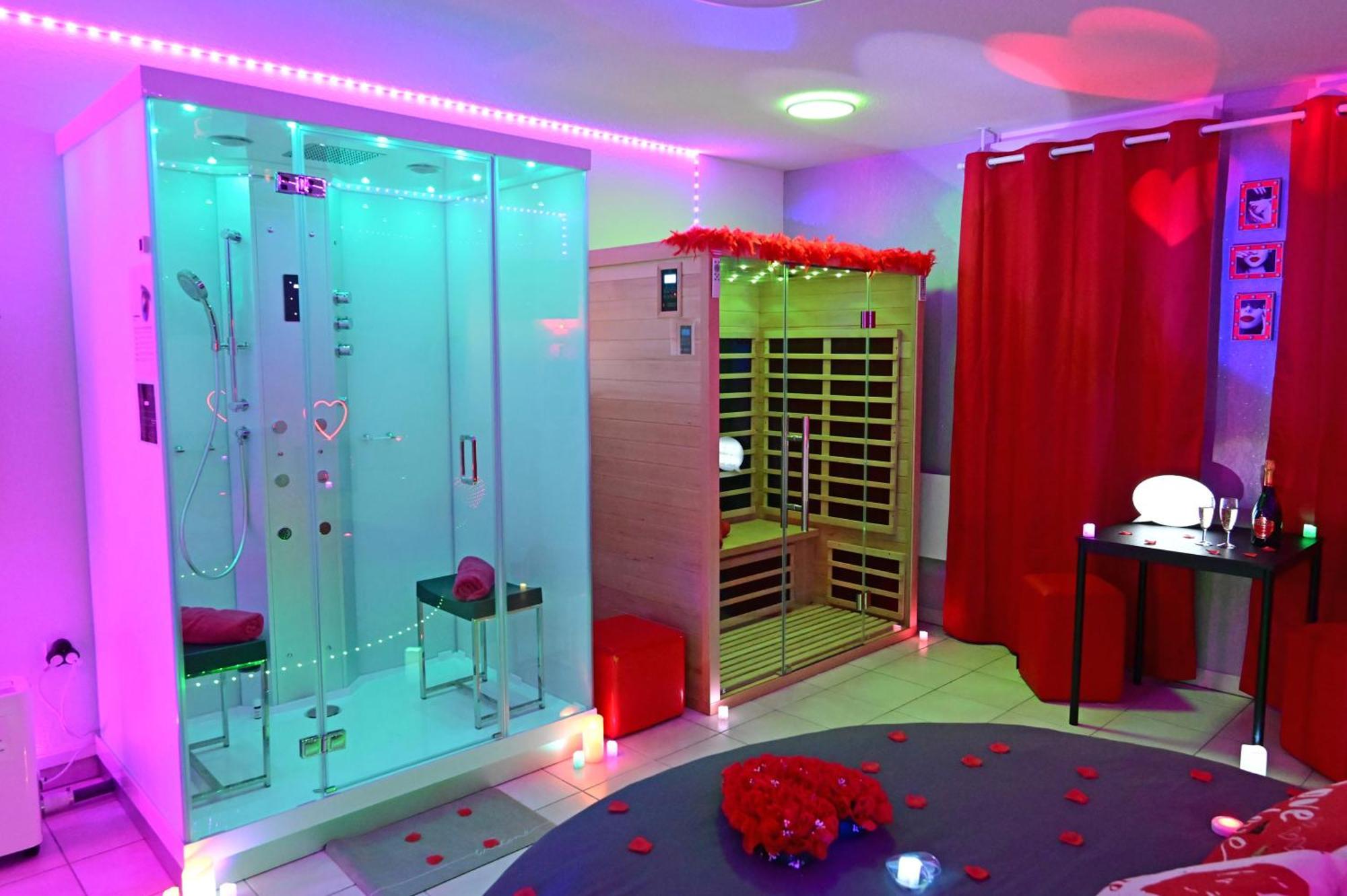 Love Room A Deux Pas De L'Ocean Avec Hammam, Sauna Et Bain A 2 :-) Biscarrosse Eksteriør bilde
