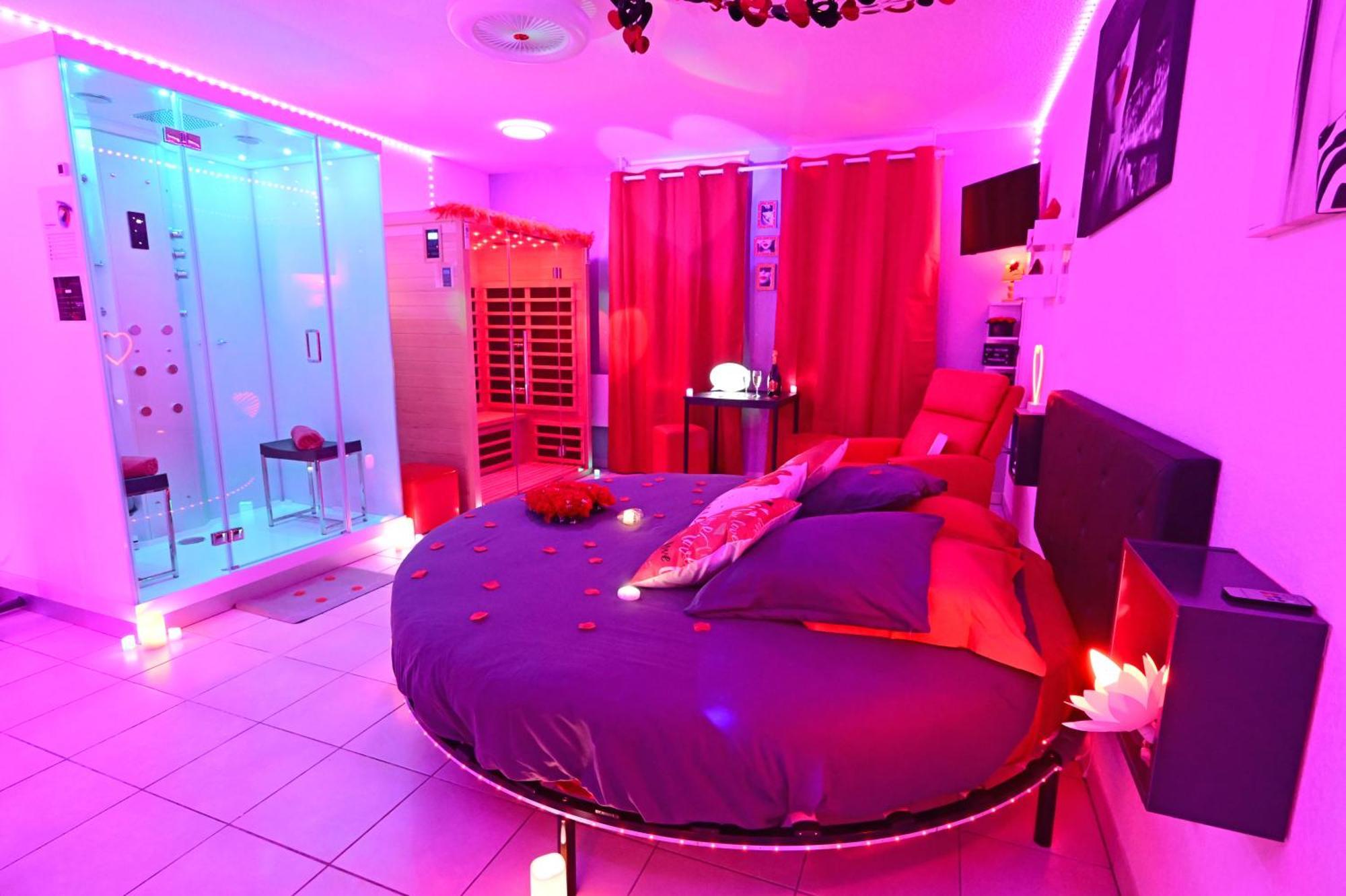Love Room A Deux Pas De L'Ocean Avec Hammam, Sauna Et Bain A 2 :-) Biscarrosse Eksteriør bilde