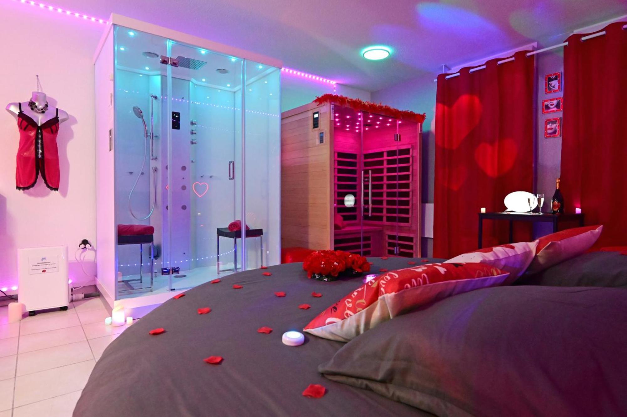 Love Room A Deux Pas De L'Ocean Avec Hammam, Sauna Et Bain A 2 :-) Biscarrosse Eksteriør bilde