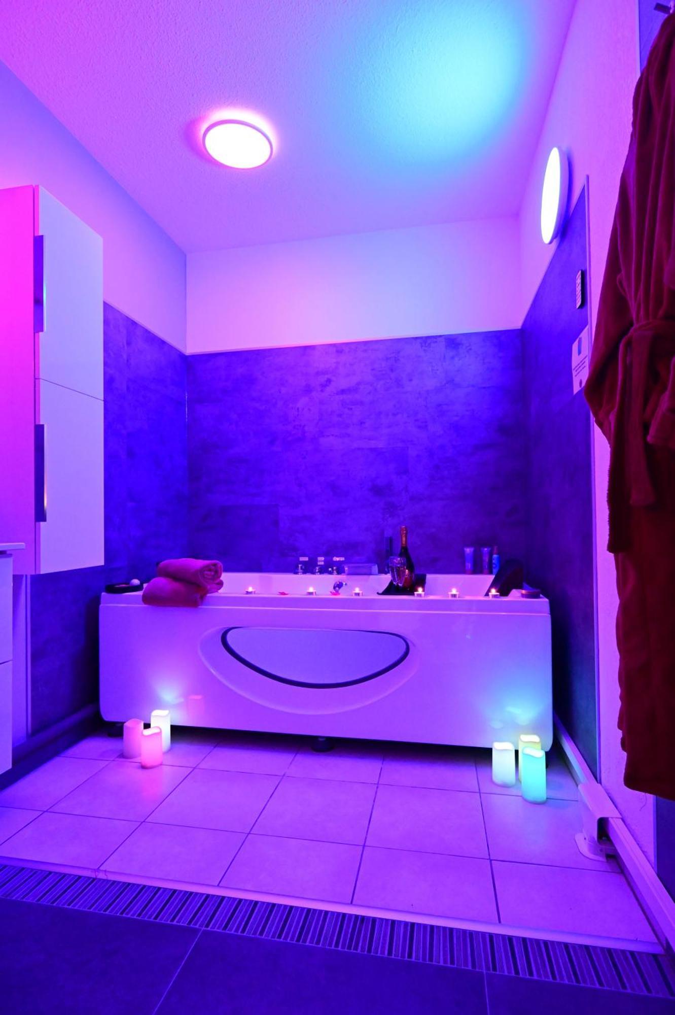 Love Room A Deux Pas De L'Ocean Avec Hammam, Sauna Et Bain A 2 :-) Biscarrosse Eksteriør bilde